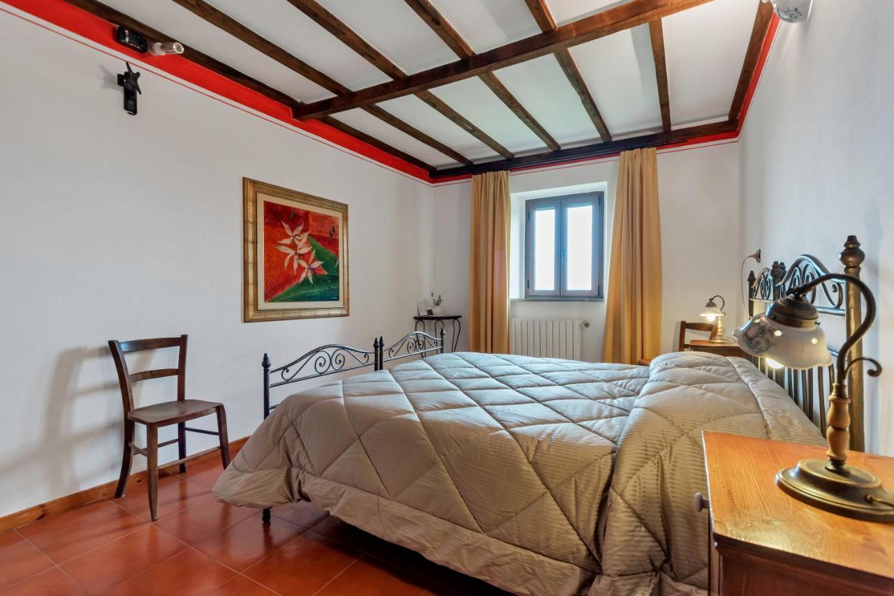 Casale Dei Gelsi Bed and Breakfast Castiglione In Teverina Exteriör bild